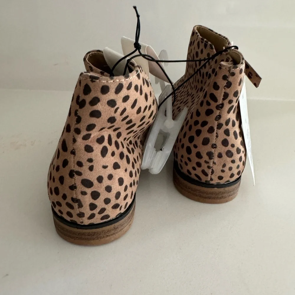Girl’s boots leopard print booties big kid 3/4/5 cat and jack brown booties